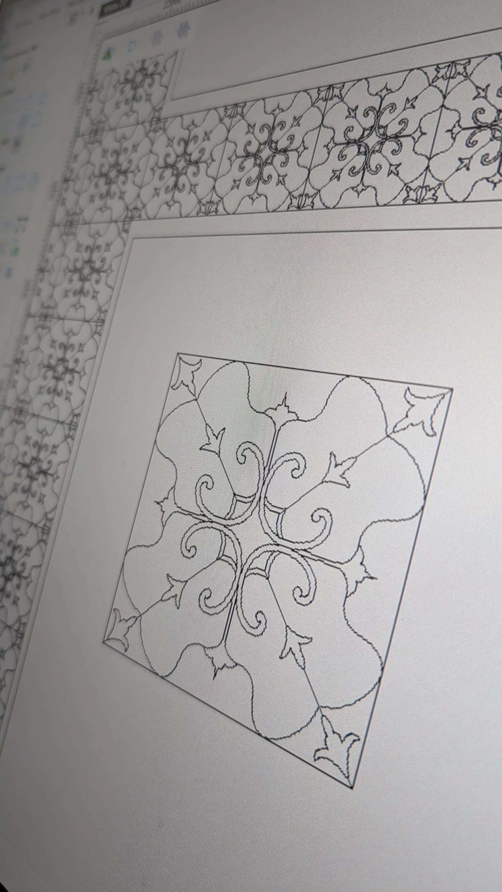 Disegno tecnico di un modulo di parquet a intarsio su misura