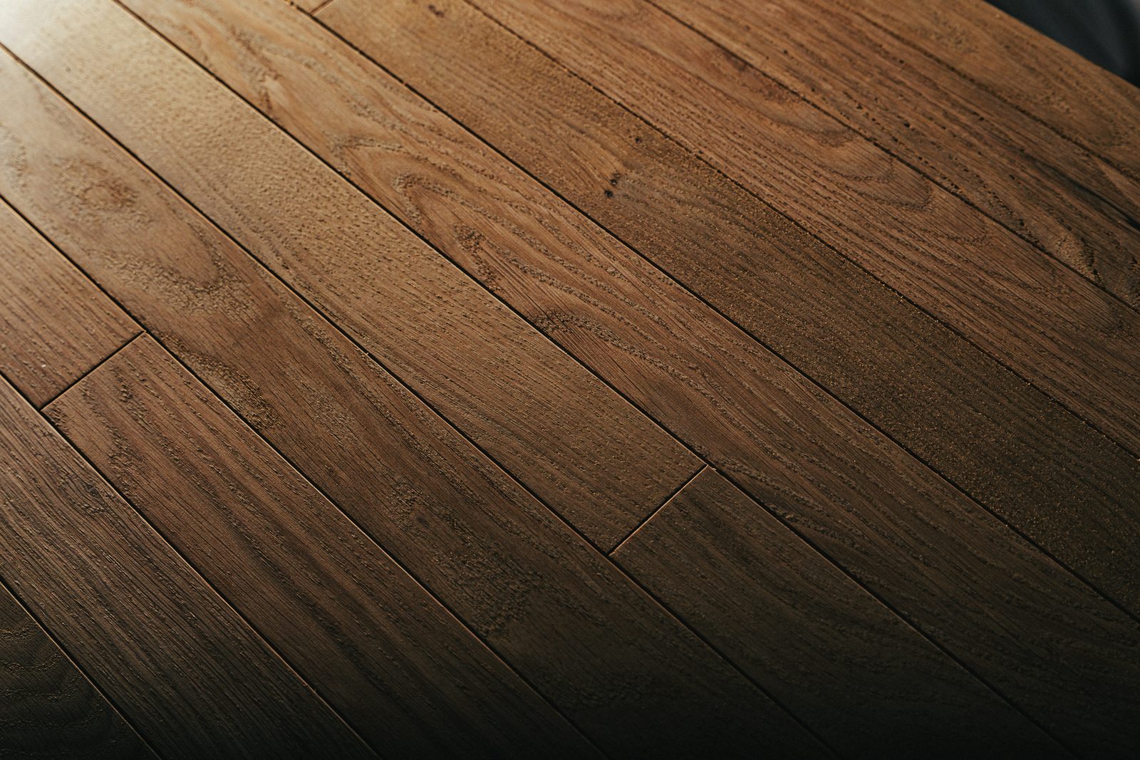 Parquet in rovere con finitura spazzolata